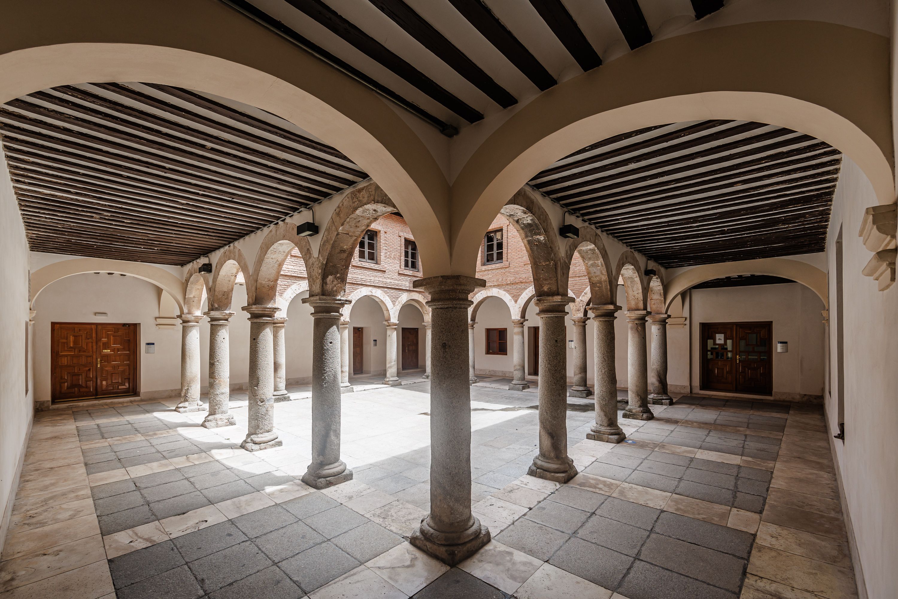 Colegio Menor de San Pedro y San Pablo