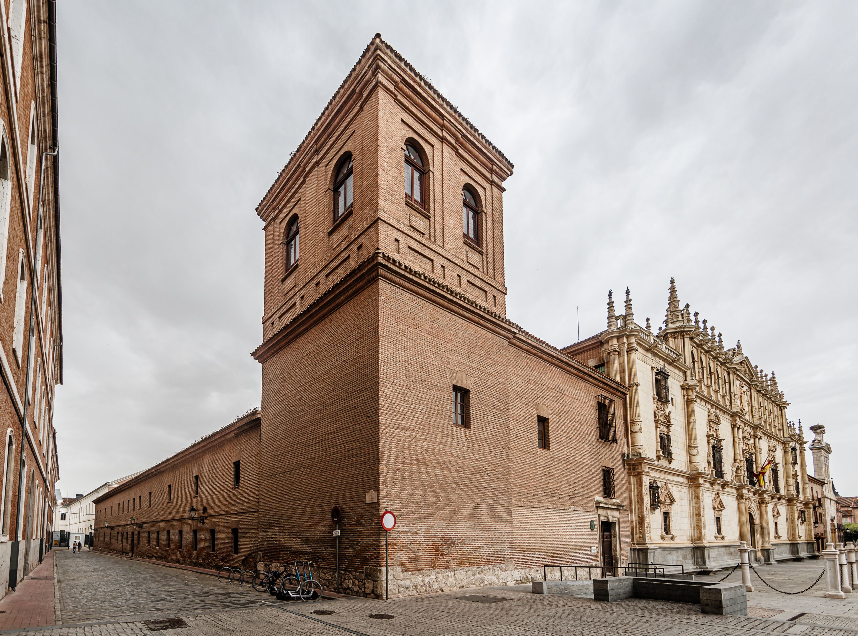 Colegio Menor de San Pedro y San Pablo