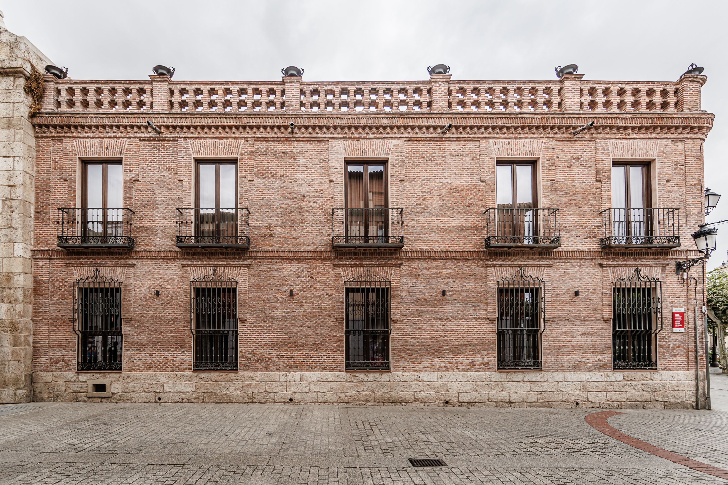 Edificio de las Cráteras